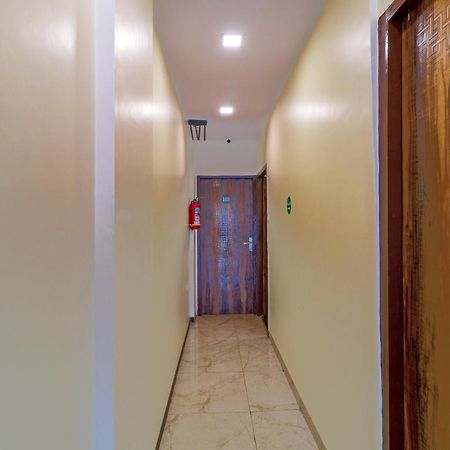 Hotel Priceless Мумбаи Экстерьер фото